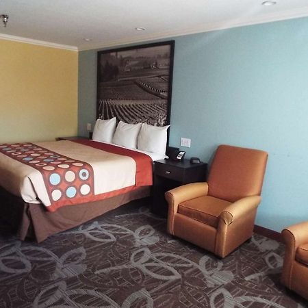 Inn At Кінґ-Сіті Номер фото